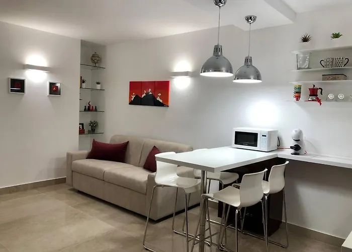 Appartamento Rosso Partenopeo *